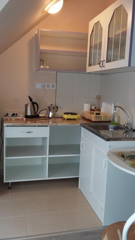 Hejo Apartman Miskolc Bilik gambar